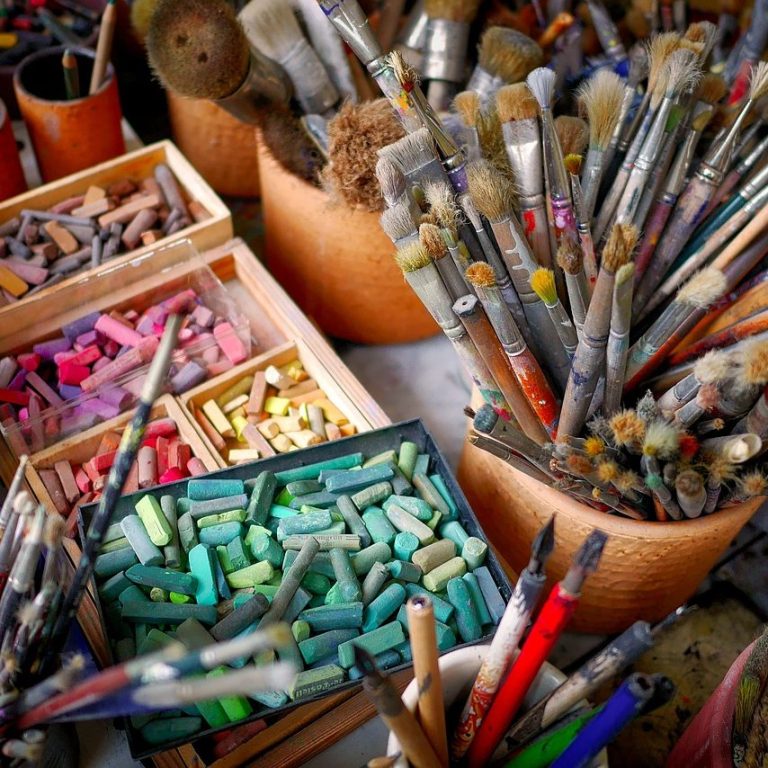 art supplies